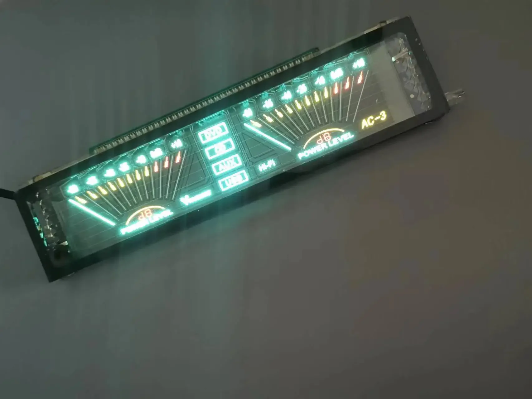 Brightness Multimedia VFD Fluorescent Display Module for Car Audio – Real-time Audio Indicator