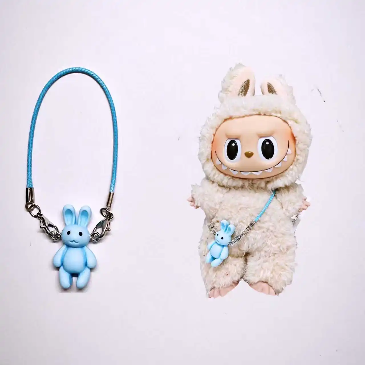 Labubu Ręczny Wybór Akcesoriów dla Lalek i Uroczych Zawieszek z Misiami, Idealnych do Każdej Lalki