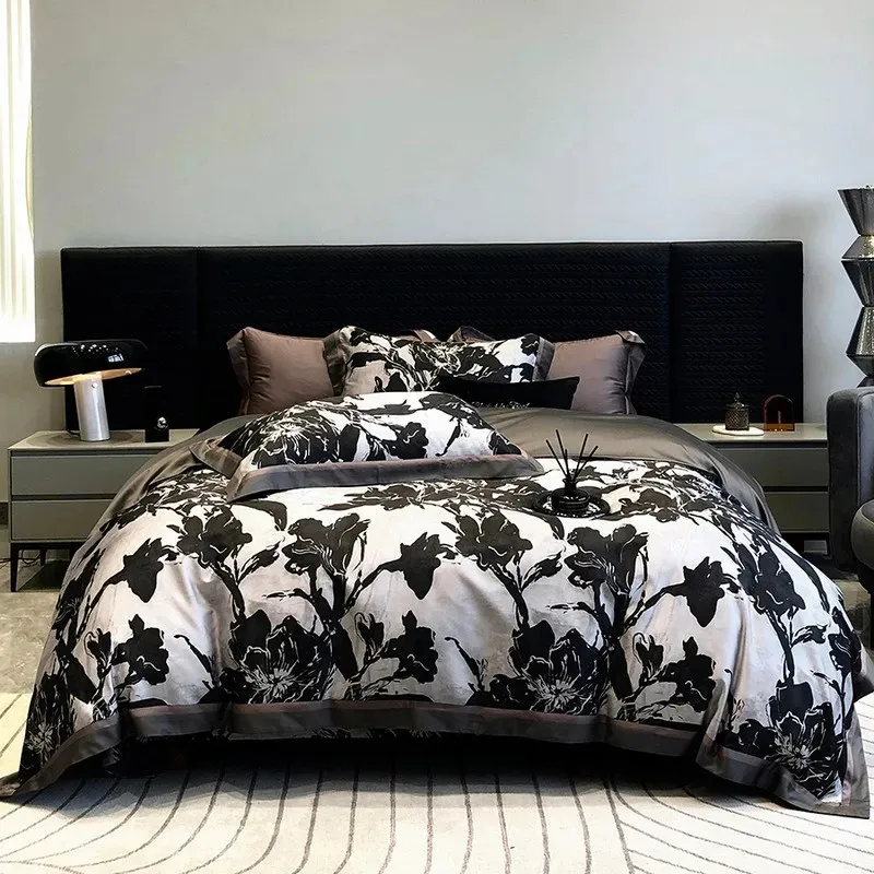 Cooling Lyocell Cotton Bed Sheets Double Queen Size, Silky Soft Smooth, Texture Printed with floral Black Duvet cover Pillowcase