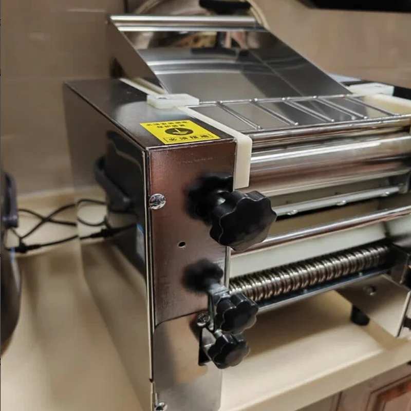Electric Dough Roller Sheeter  Noodle Dumpling Pasta Maker Making Machine with Changeable Roller And Blade