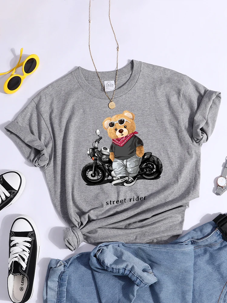 

Motorcycle Enthusiast Street Rider Print Tee Top Vintage Creativity Tshirt Round Neck Hipster Tee Shirt Loose Soft Women Clothes