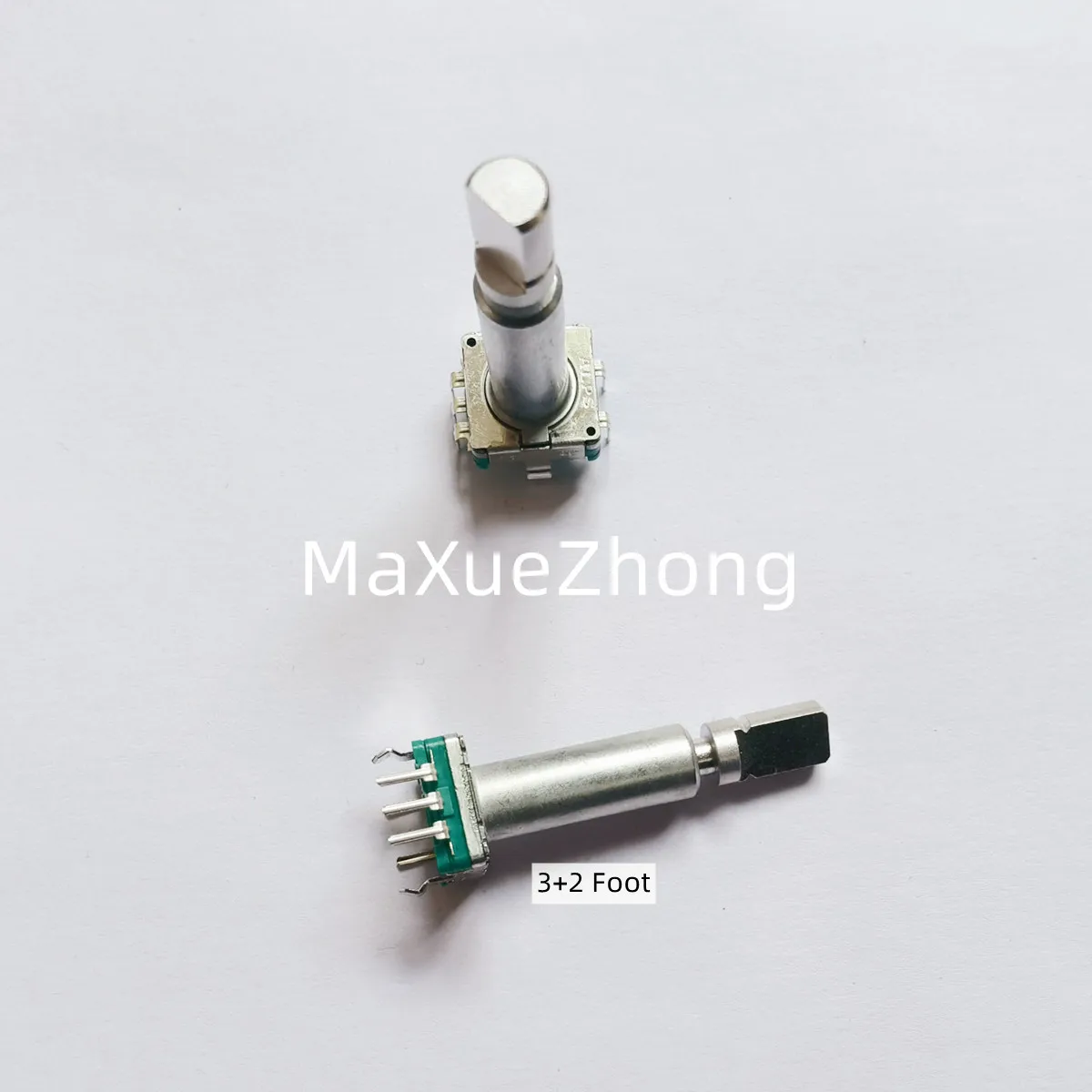 Original new 100% EC11 car encoder with press switch 30 positioning 15 pulse shaft length 33MM