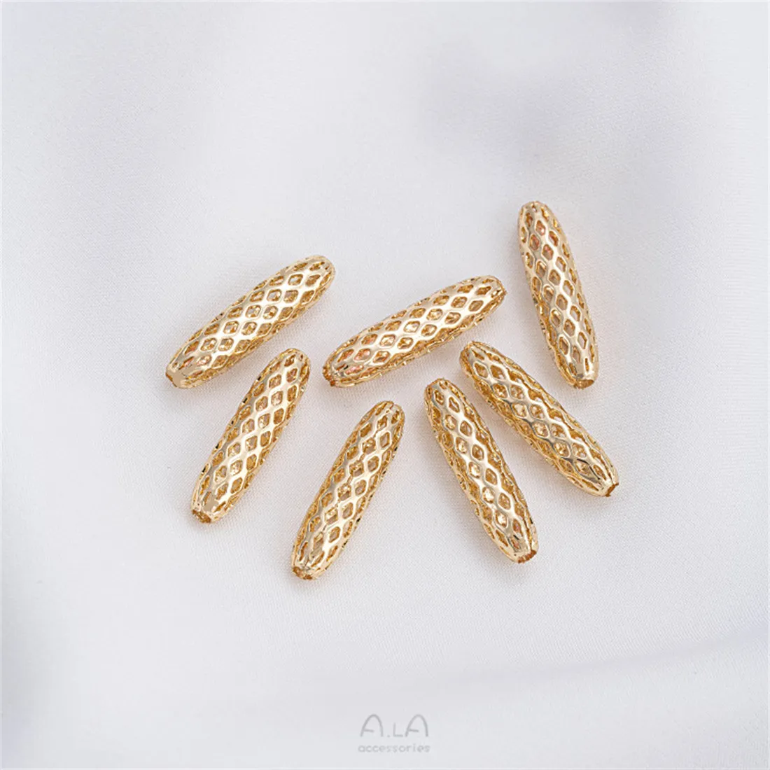 Cuentas ovaladas huecas Retro de oro de 14 quilates, hechos a mano pendientes largos, pulsera Diy, accesorios para collar, C373