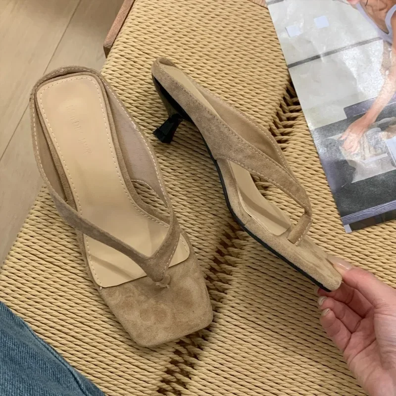 

Aneikeh Retro Square Head Open Toe Clip-On Flip Flops Slippers Sandals Low Heels Women Narrow Band Strappy Casual Dress Shoes