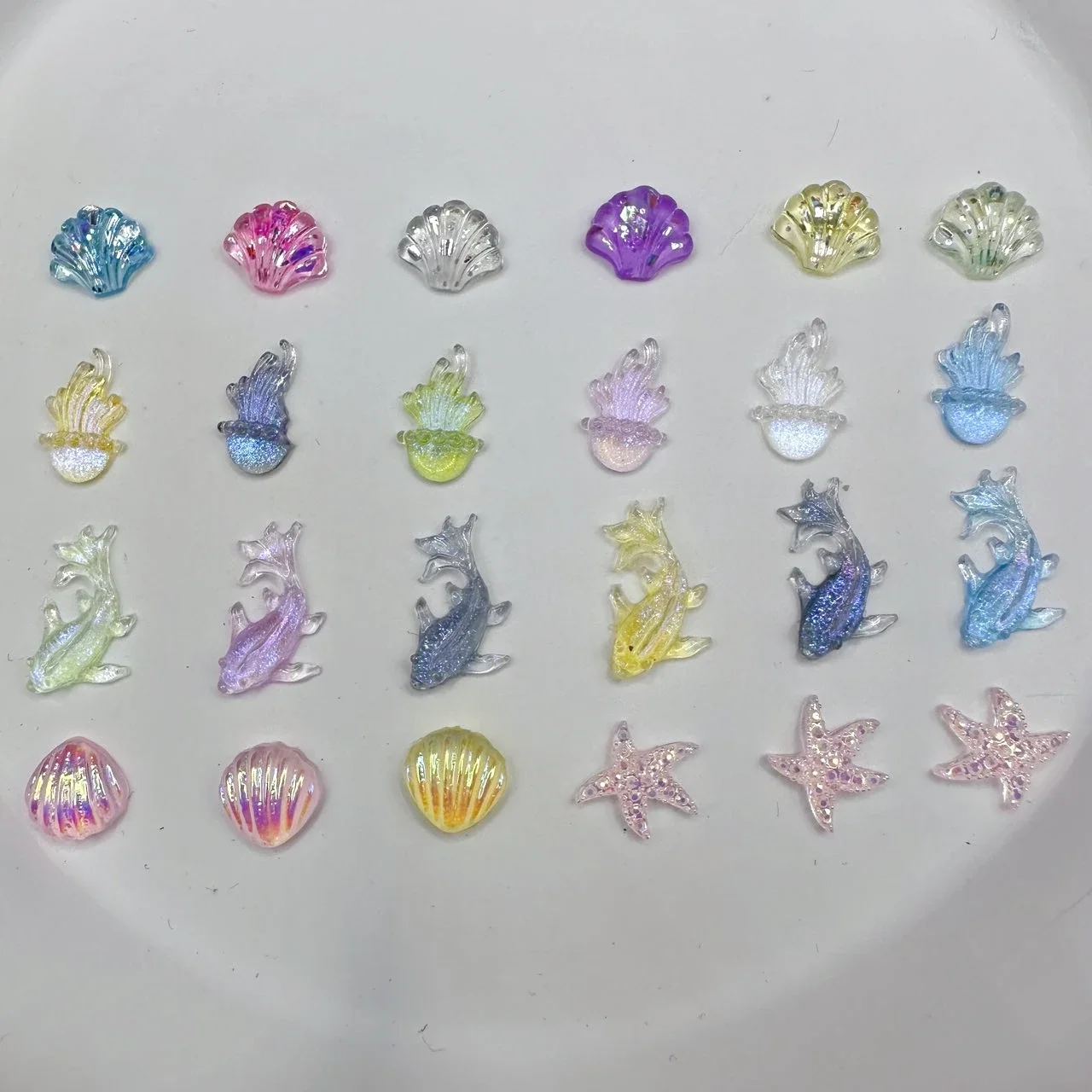 

100pcs Ocean Series Resin Nail Art Charms Bulk Shiny Goldfish Shell Summer Nail Parts Kawaii Nail Decoration Accessories