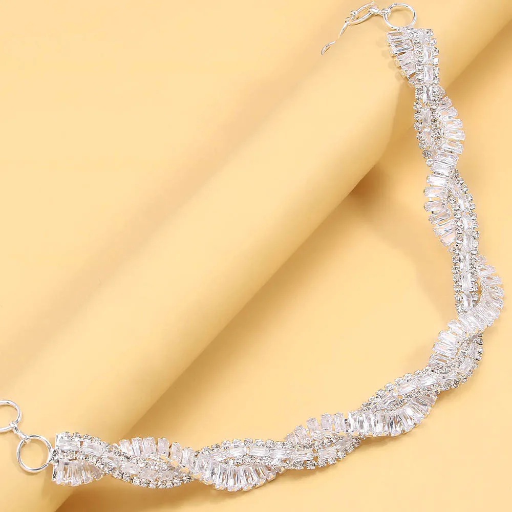Luxury Sparkling Geometric Crystal Choker Necklaces for Women Trendy Weave Rhinestone Short Necklaces Statement Party Jewelry