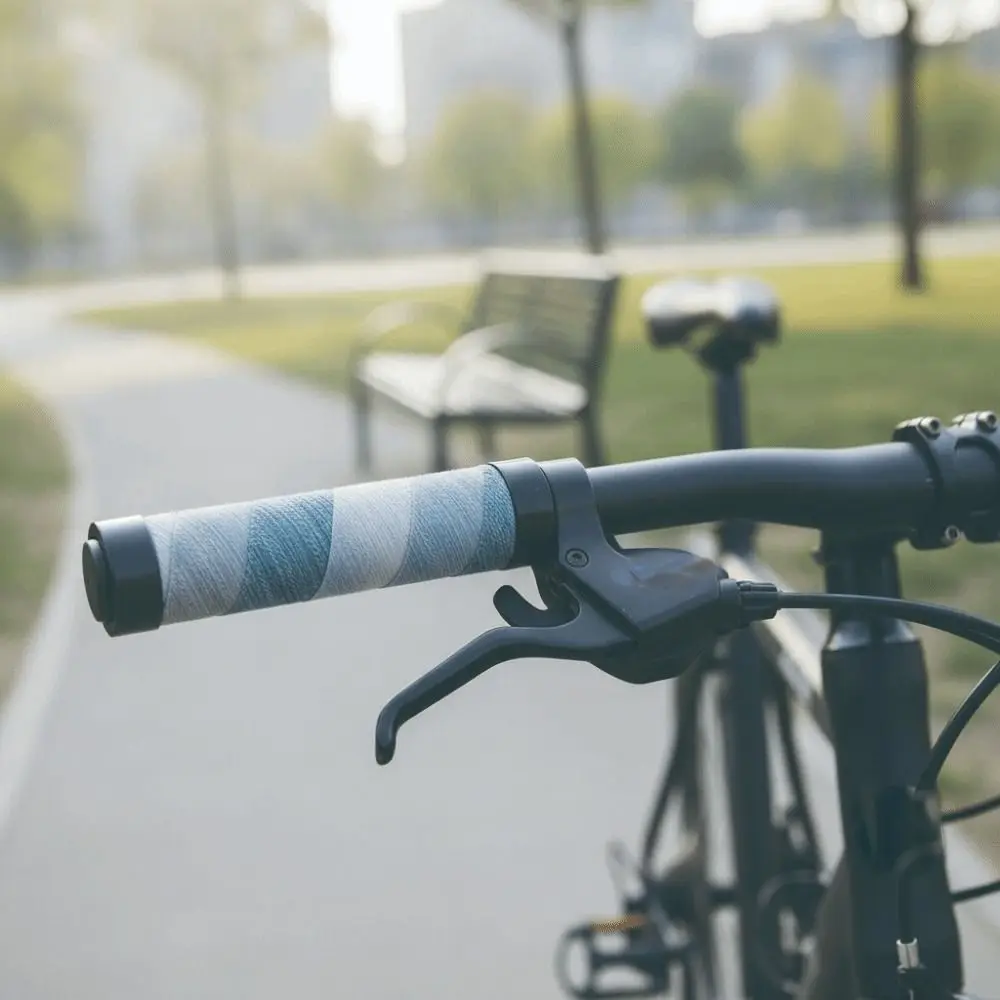 Gradient Color Bike Handlebar Grips Shock Absorbing Non Slip Bicycle Bar Sleeves Comfortable Textured PU Outer Layer