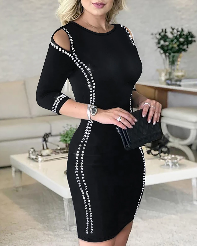 

New Hot Selling 2025 Hollow Out Rhinestone Decoration Round Neck Long Sleeved Casual Bag Buttocks Tight Fitting Women's Dress