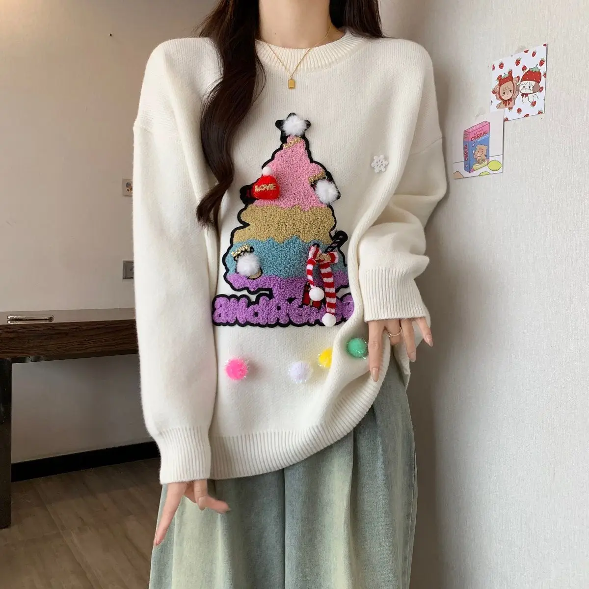 

2025 Winter Loose New Christmas Print New Year Pullover Sweater Round Neck Long Sleeve Warm Top