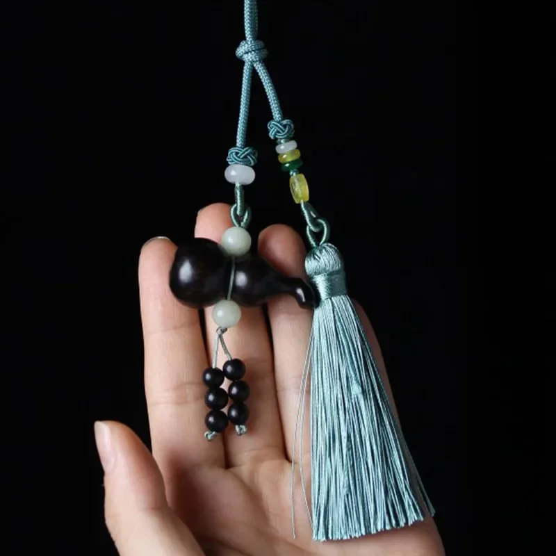 

Ebony green ebony gourd tassel mobile phone pendant bag pendant accessories manufacturers wholesale mobile phone chain