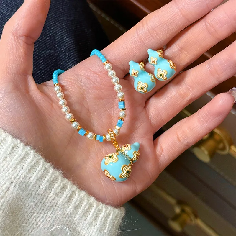 

Fashion Exquisite Temperament Versatile Blue Gourd Earrings Retro Light Luxury Necklace Mini Natural Stone Beads Strand Niche