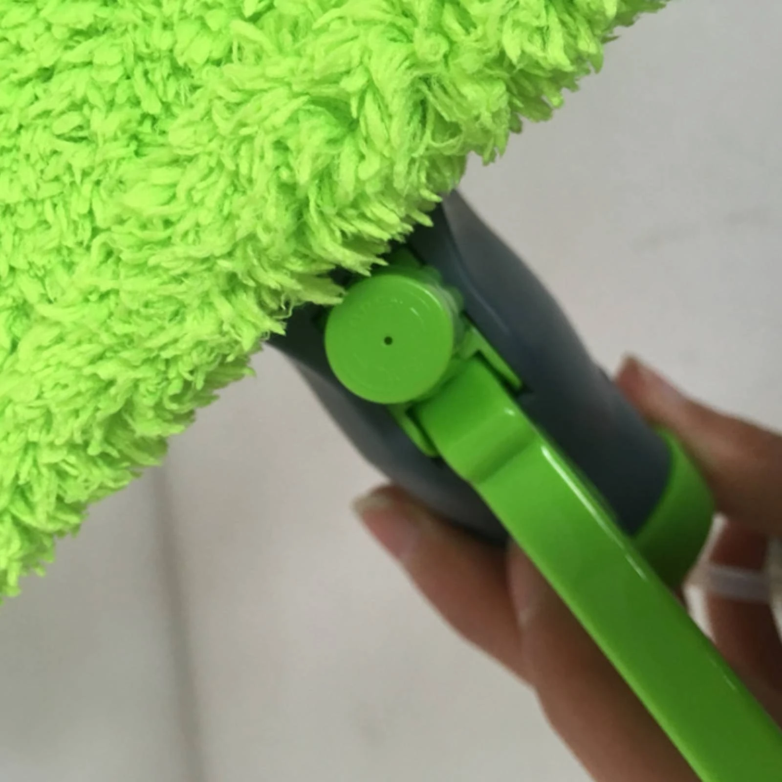 Window Squeegee with Spray Bottle Detachable 3-in-1 Window Cleaning Tool Glass Cleaner with Spray Bottle Multipurpose Compact