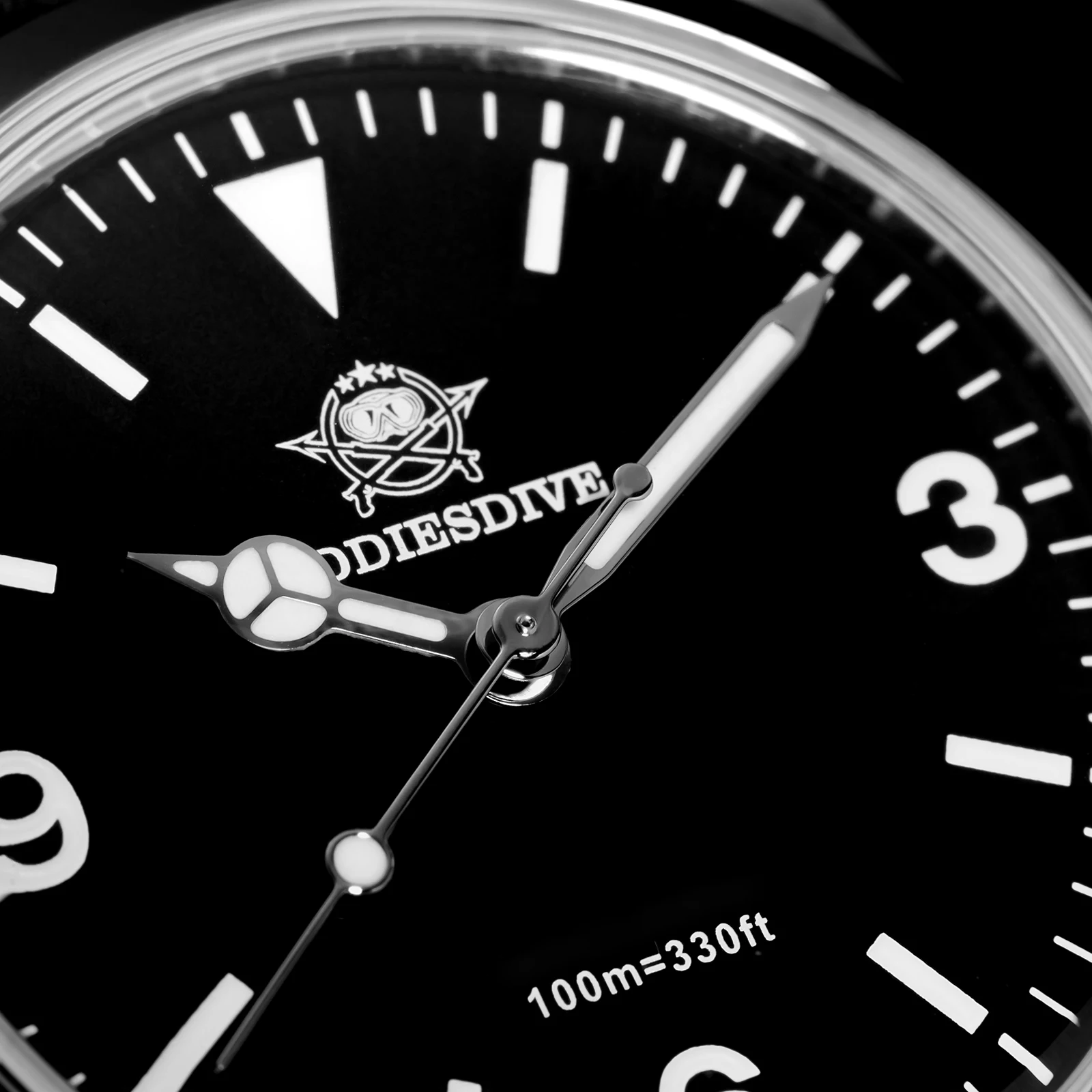 ADDIESDIVE Luxus-Saphirglas-Herrenuhr 36 mm VH31 Quarz-Armbanduhren BGW9 leuchtende 10 Bar wasserdichte Herren-Business-Armbanduhr