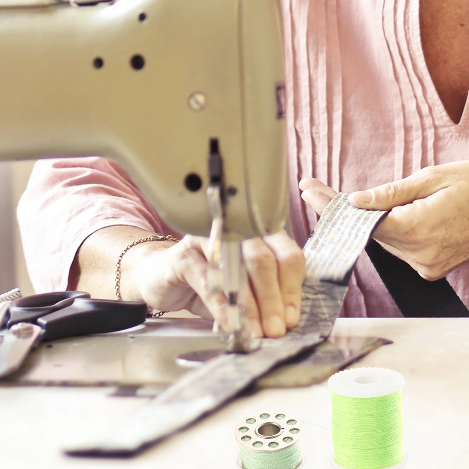 

60Pcs Sewing Threads Set Household Portable Stitching Kit Hand Needle Accessories Convenient Kit for Home Repairs and Travel Use