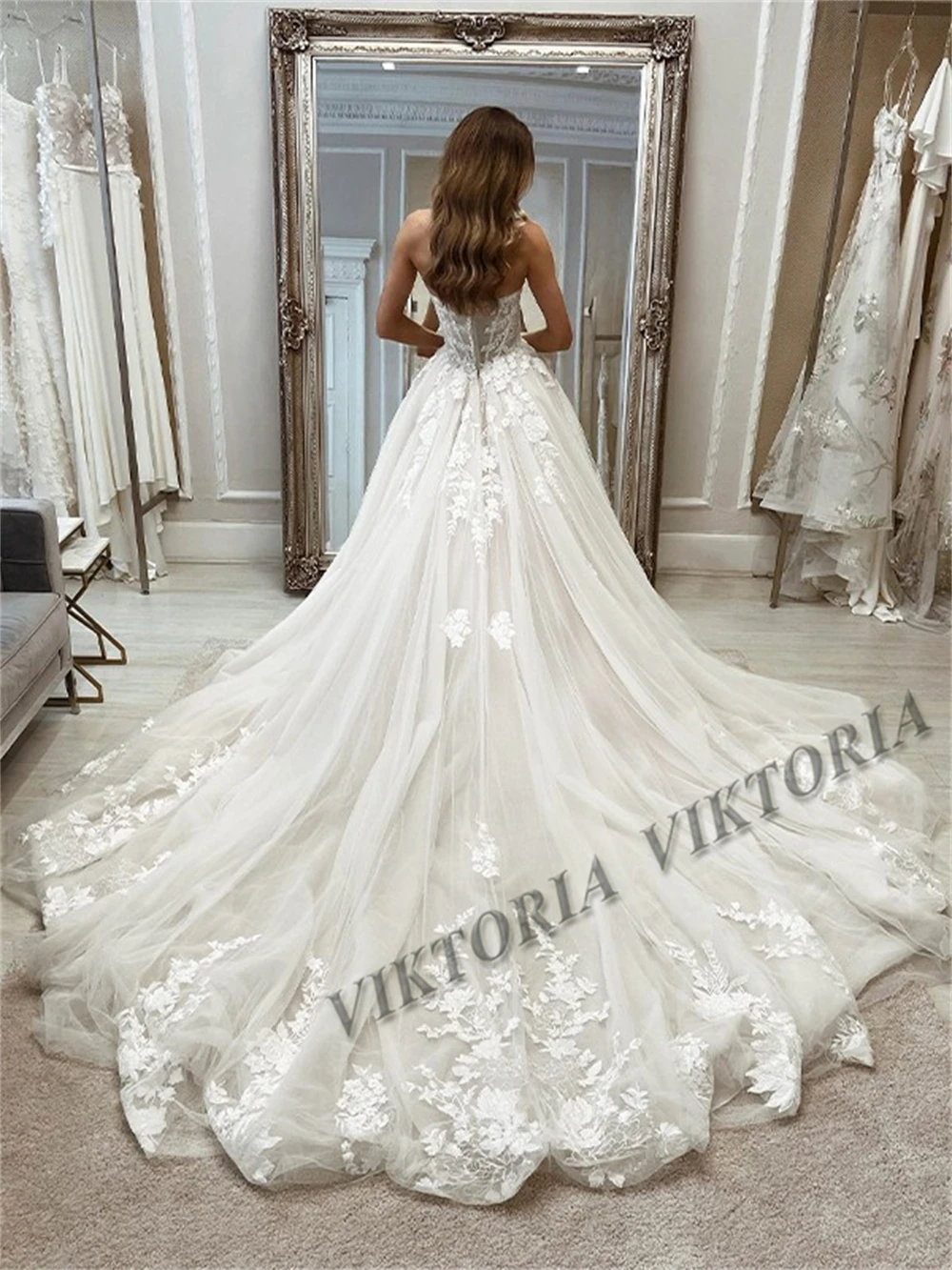 VIKTORIA Charming Strapless Wedding Dresses For Bride 2025 Backless Sleeveless Robe De Mariée Women Personalized Customization