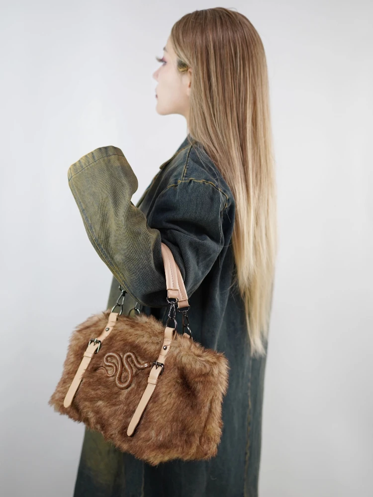 الأصلي مصمم العلامة التجارية براون أفخم الخريف الشتاء ثعبان حقيبة 38*24 سنتيمتر حزام اليد حقائب كتف للنساء