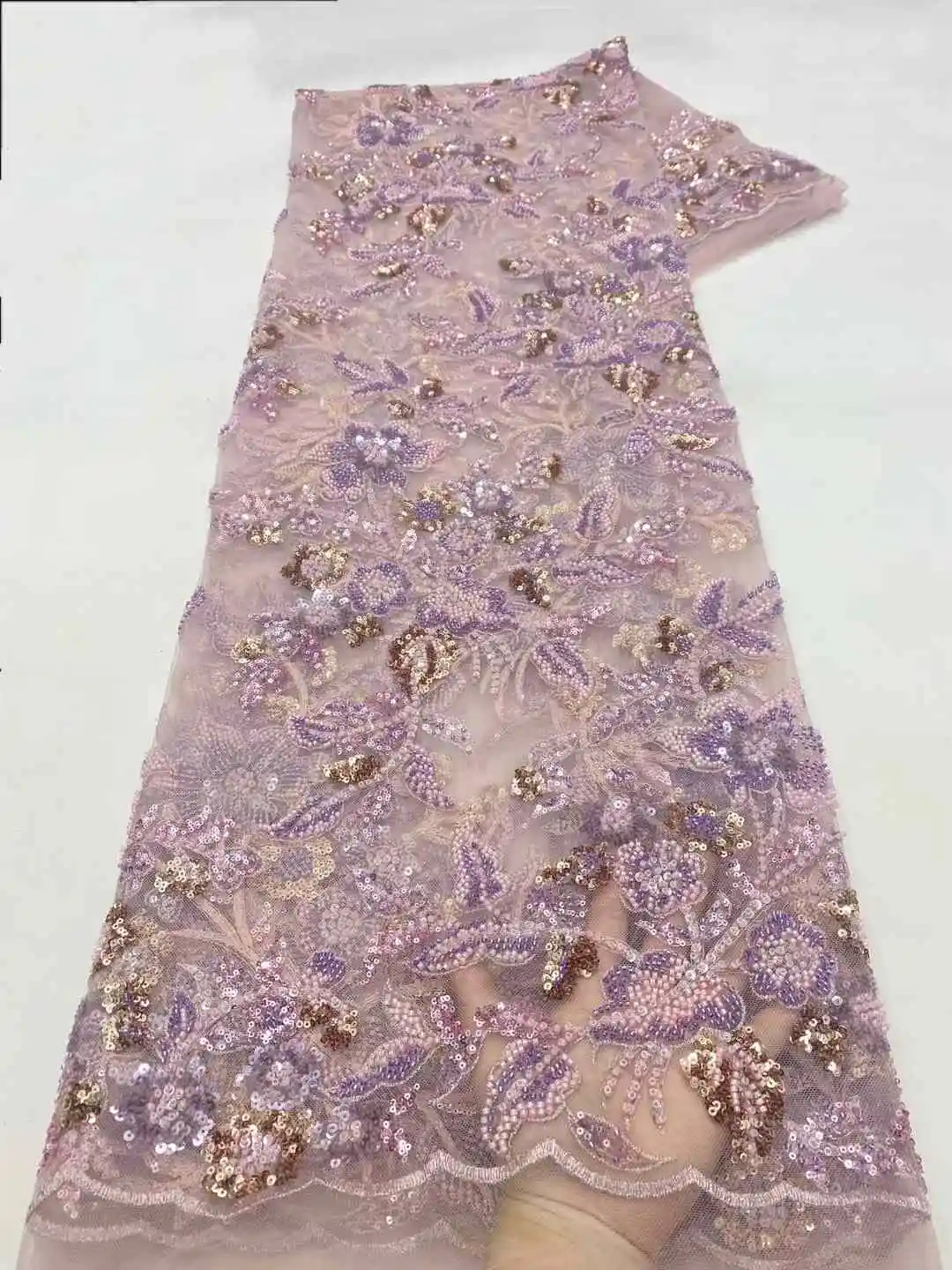 

Latest Nigerian Lace Fabrics Fashion Women African Tull Lace Luxury Handmade Bead sequins Fabrics For Wedding Dresses 5 Yards