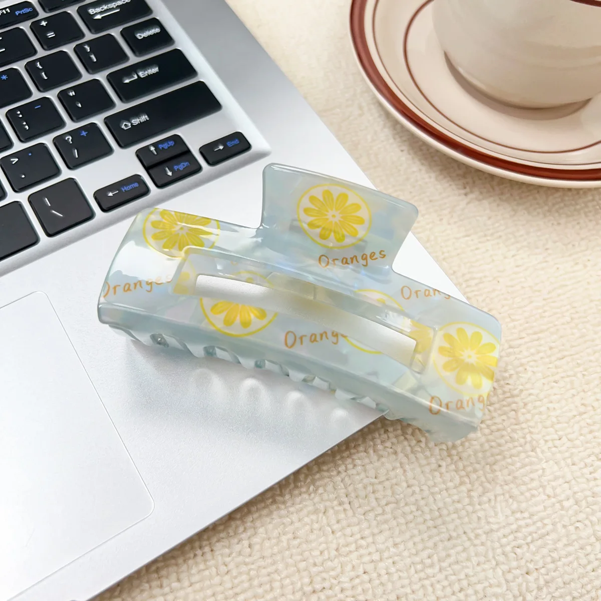 1 Uds. Pinza para el pelo de fruta iridiscente de 10,3 cm, Clip de tiburón en tonos caramelo, agarre antideslizante dulce para mujer, accesorio diario ligero