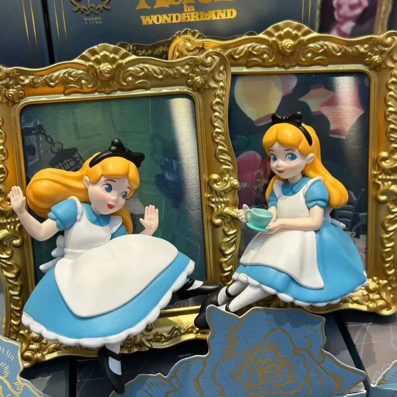 

Disney Alice Art Museum Series Decorative Princess Blind Box Cute Figurine Gift Trendy Collectible Toy