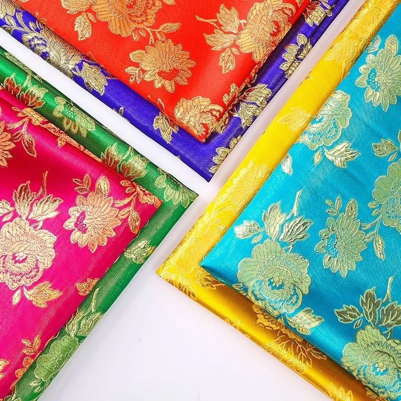 colorful gold, five-color roses, brocade, jacquard, gold and silver silk jacquard，Suitable for home fabrics, tissue boxes, hangi