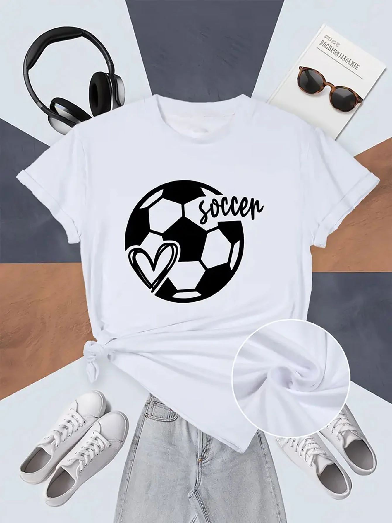 تي شيرت نسائي برسومات كرة القدم أبيض بأكمام قصيرة مع تصميم كرة على شكل قلب تي شيرت كاجوال بأكمام هاراجوكو ملابس علوية للشارع