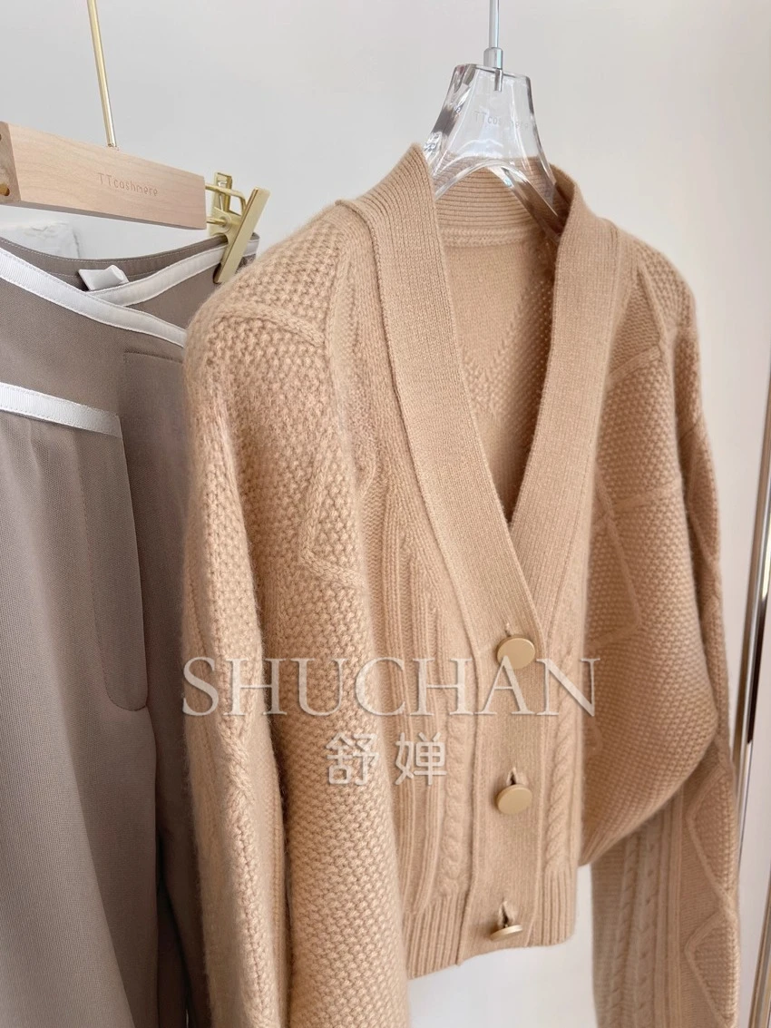 

Новый кардиган из чистого кашемира с длинными рукавами и металлическими пуговицами, свободный короткий кашемировый утолщенный свитер с четырьмя нитками, 550 г