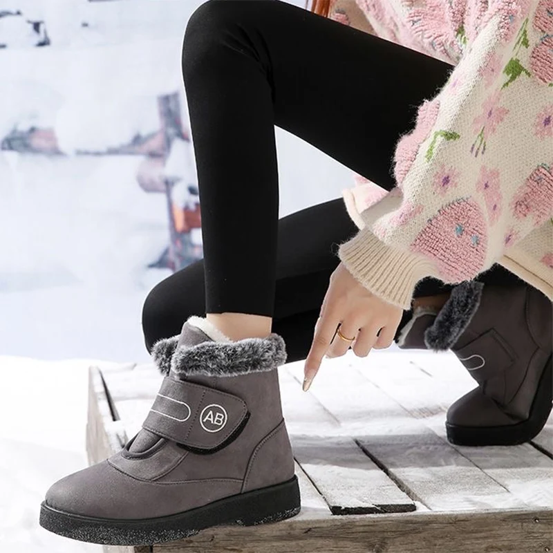 Leisure Faux Fur Waterproof Snow Boots Women's Trend Plus Size 44 Thicken Plush Ankle Boots Winter Non Slip Cotton Padded Shoes