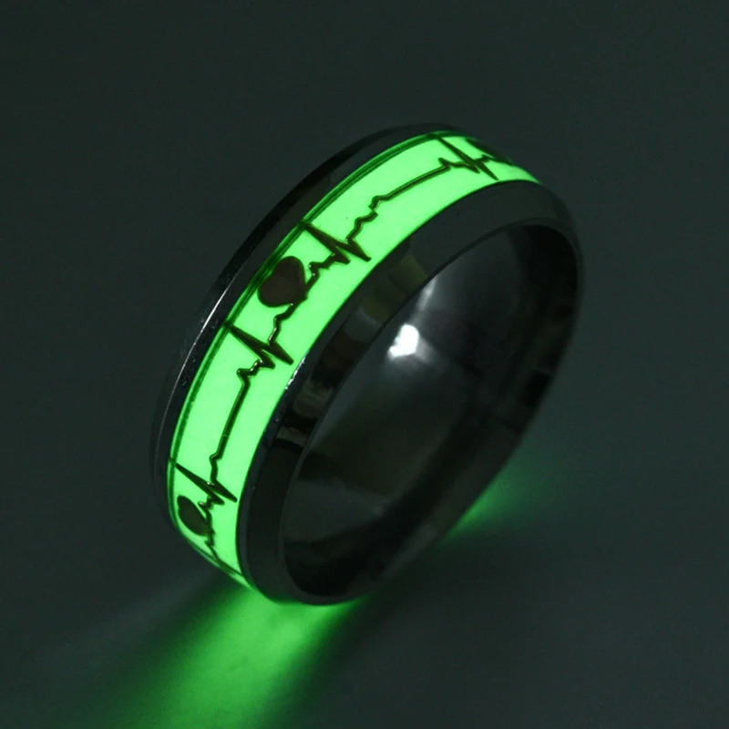 Bague Dragon lumineuse à la mode, cœur d'amour rétro, anneaux fluorescents en acier inoxydable pour hommes, bagues de Couple, bijoux de luxe, cadeau