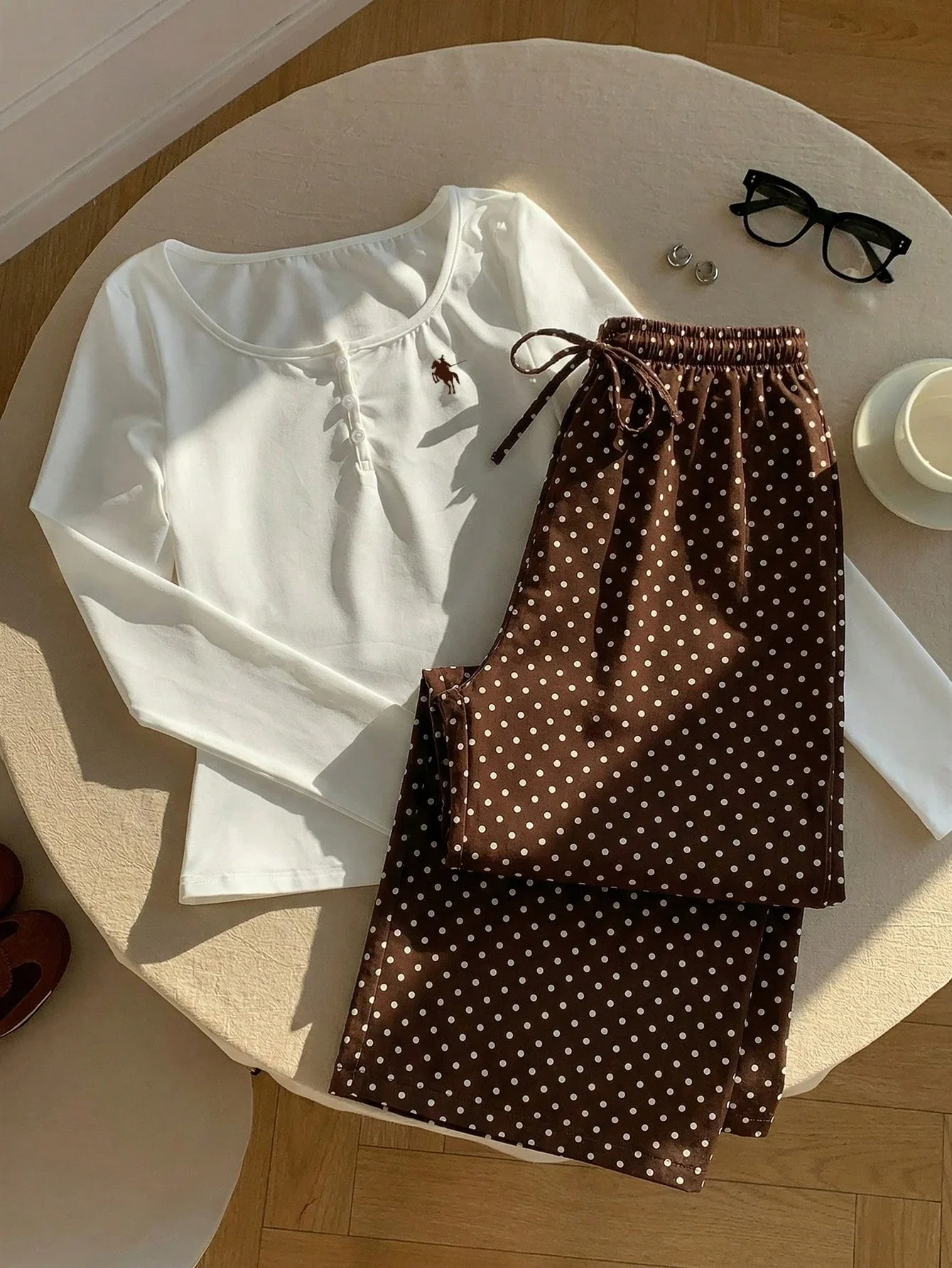 

Women's Round Neck Long Sleeve Top And Polka Dot Drawstring Pants 2 Piece Set Casual