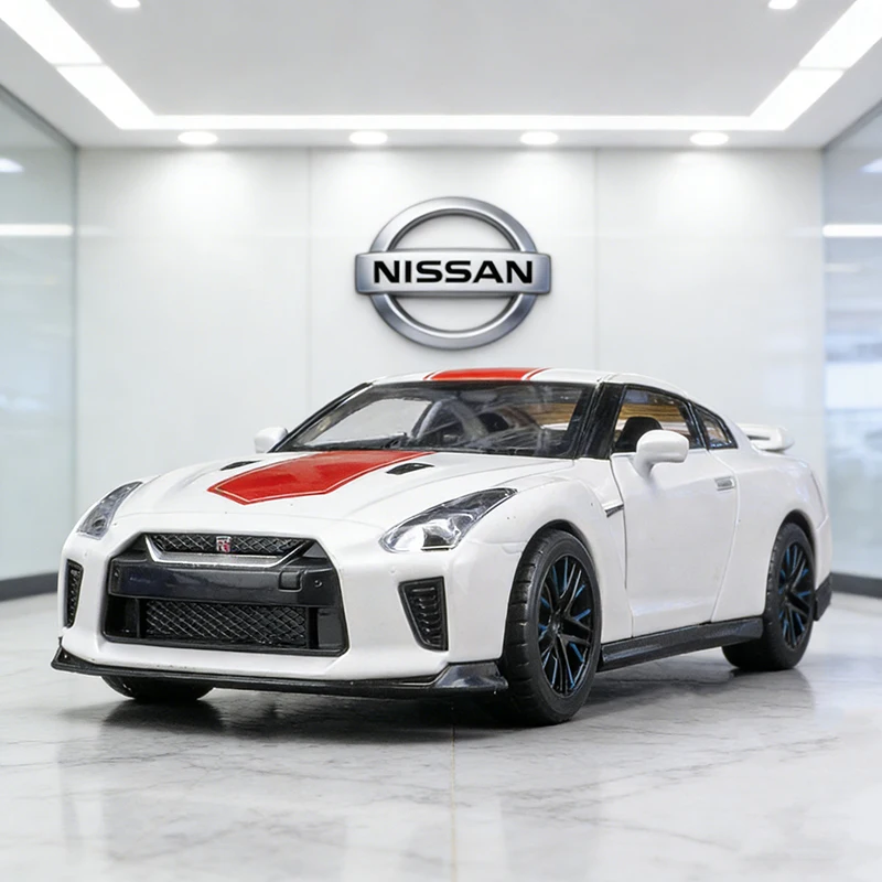 1:32 Nissan GTR R35 50th Anniversary Alloy Model Car Toy Diecasts Metal Casting Sound and Light Car Toys For Children Vehicle