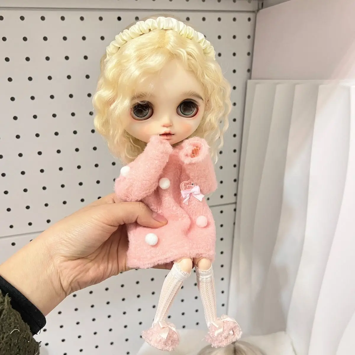 

Одежда для куклы Ob24, маленькие тканевые аксессуары, розовый топ + кружевные носки + изысканная повязка на голову, комплект из 3 предметов, 3 цвета