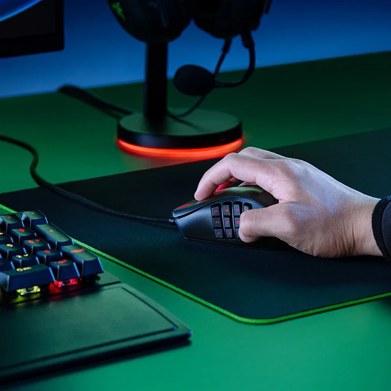 Razer Naga V2 HyperSpeed Wireless MMO Gaming Mouse 19 Programmable Buttons 30K Optical Sensor Mechanical Mouse Switches Gen 2