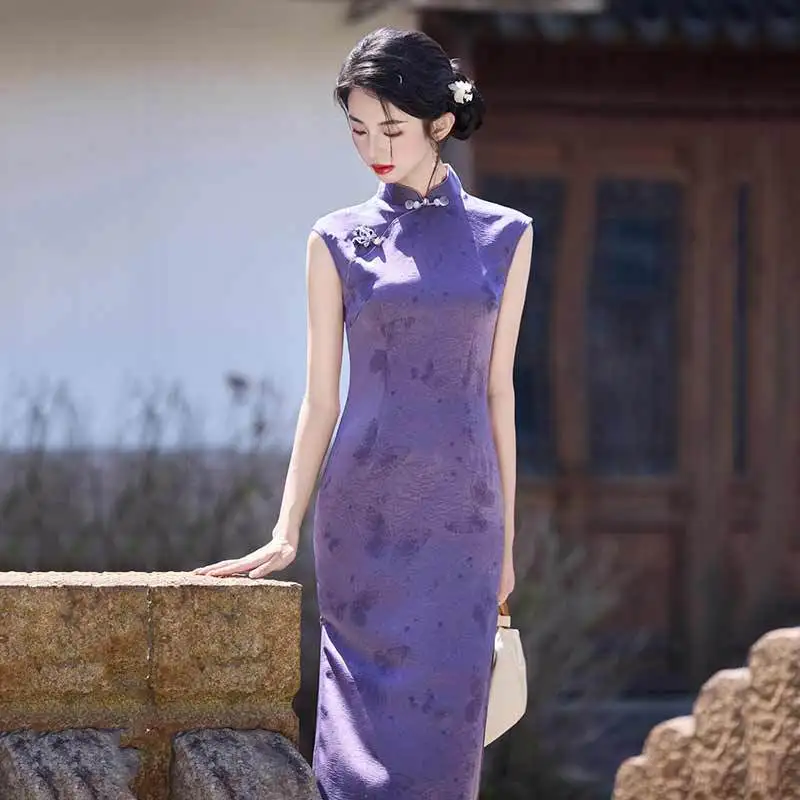 Зеленый Cheongsam 2025, новый стиль, новый китайский стиль, ретро, молодежное улучшенное платье без рукавов, женское летнее платье Qipao