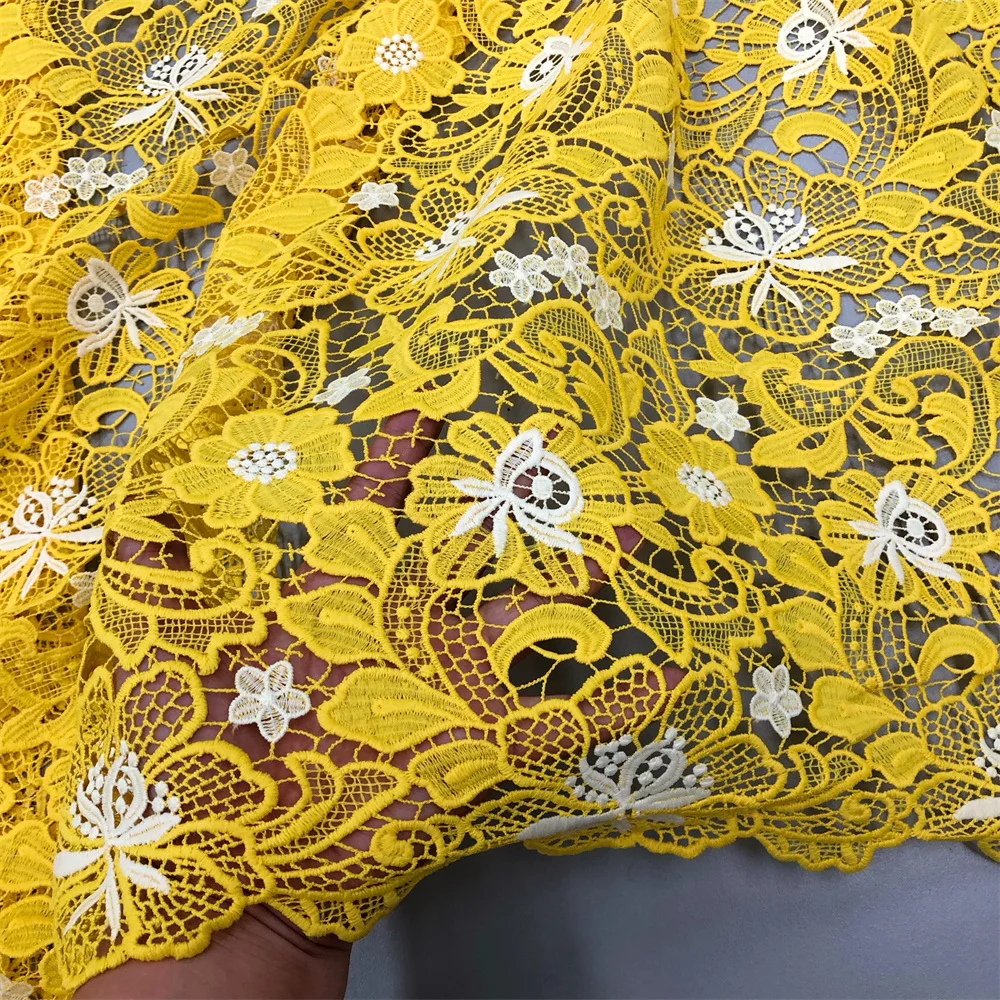 Afrikanischer Luxusstoff 2026 Hochwertige Spitze Wasserlösliche Bestickte Modische Weiche Weiße Spitze 5 Yards – Detail 15