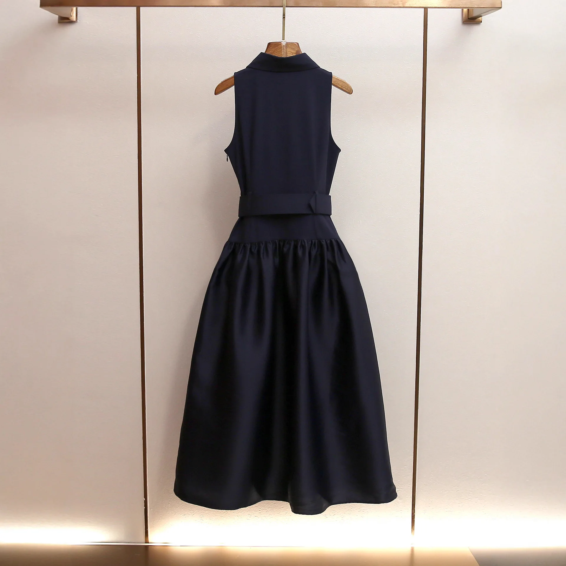 가을 신상 우아한 헵번 스타일 A라인 플레어 민소매 슬림핏 칼라 원피스