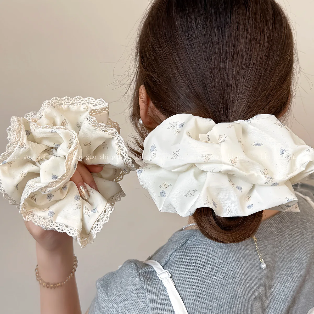 Soft Fabric Floral Large Scrunchies Korean Fresh Style High Elastic Hair Ties for Women Ponytail Holder Versatile