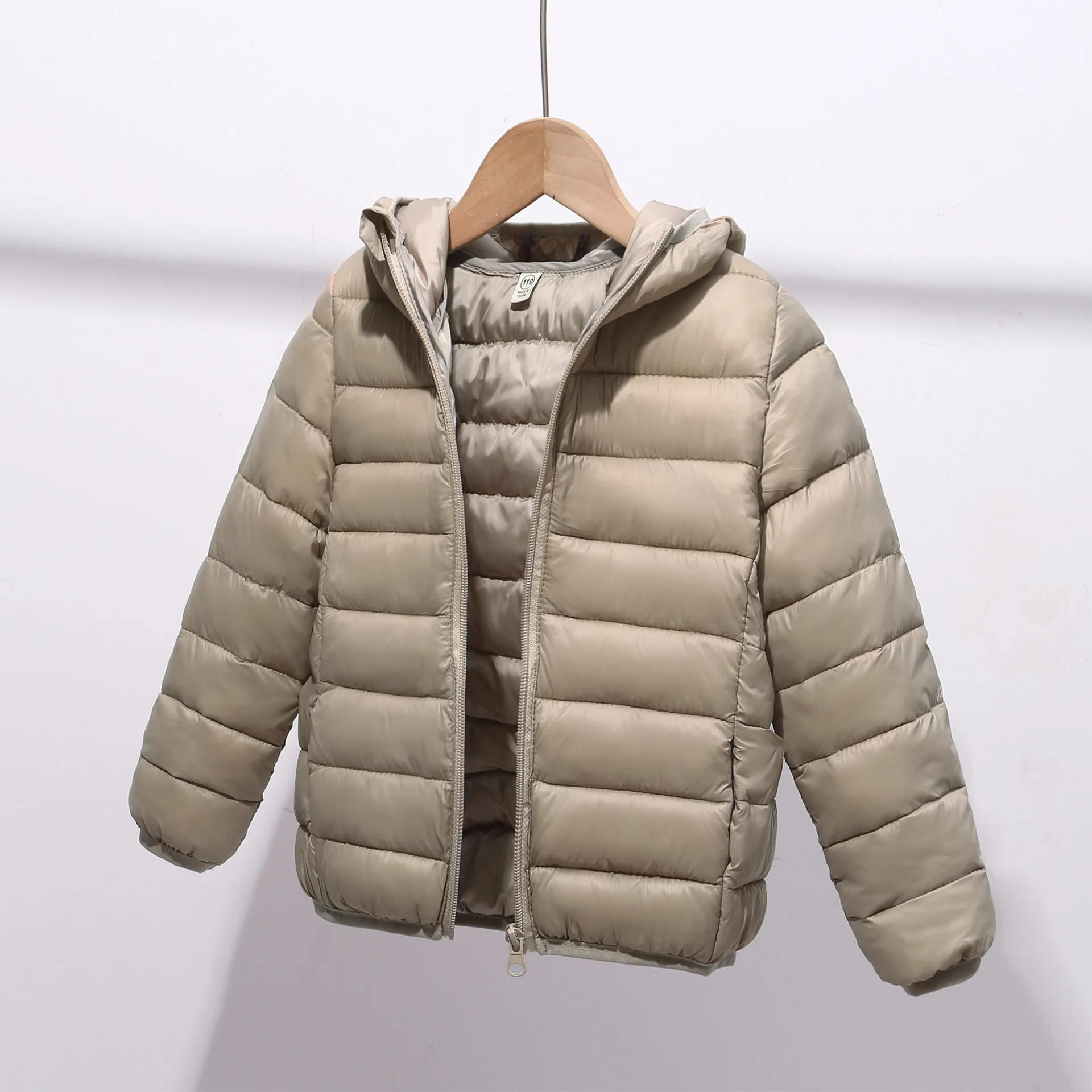 ZOETOPKID Kids Cotton Down Jackets 2026 New Ultra Light Hooded Winter Coats for Boys Girls Portable Windproof Puffy Parkas