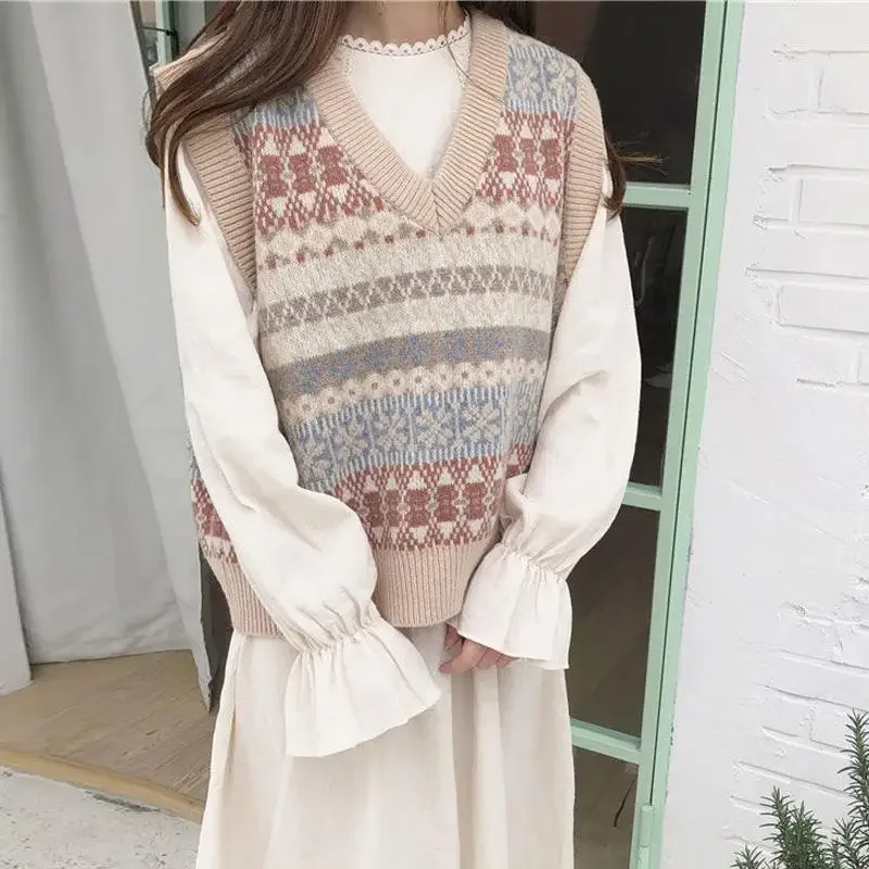 Women Sweater Vest Autumn Jacquard Embroidered V-neck Knitted Contrast Color Vest Women's Vest Sleeveless Sweater Pullover