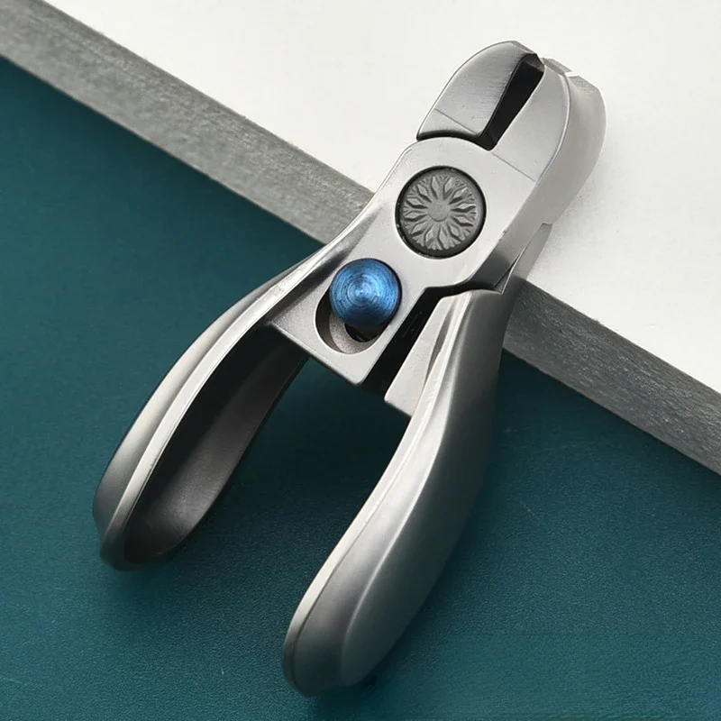 Stainless Steel Mini Large Opening Sharp Nail Clippers Anti Splash Nail Clippers Powder Die Cast Small Nail Clippers