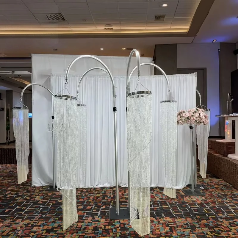 Multifunctional outdoor event background frame Adjustable height stable chandelier frame Wedding metal arch