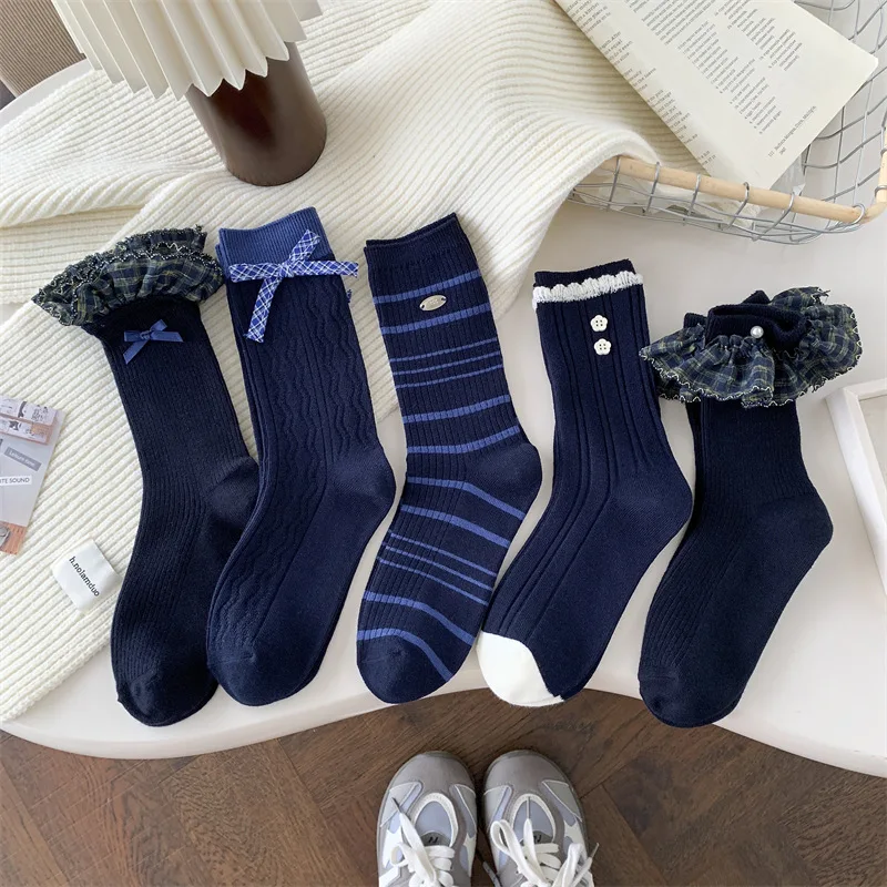 

10 pairs of women's autumn winter new retro striped navy blue women's socks simple comfortable casual mid tube socks