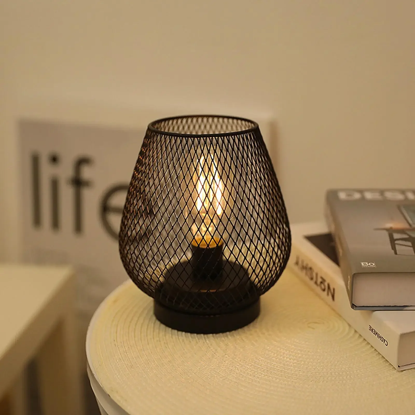 Metal Cage Table Lamp Round Shaped LED Lantern Battery Powered Cordless Lamp for Weddings Party Home Decor Candle Holder