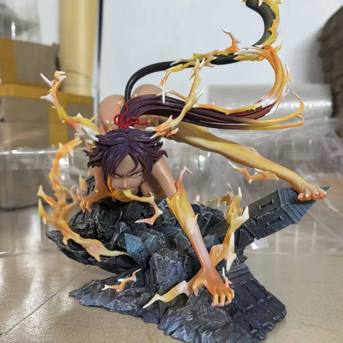 Bleach Shihouin Yoruichi action figure versione gatto elettrico 25 cm