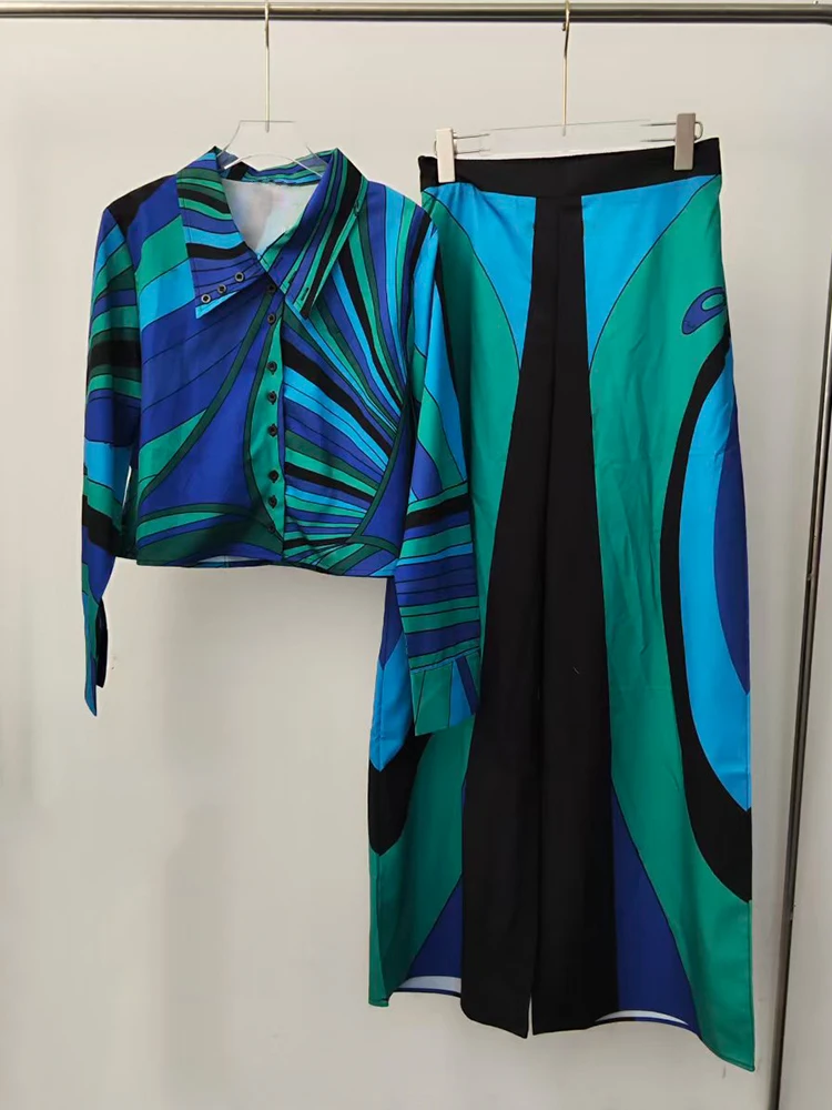 Designer style, retro geometric print, v-neck, blouse set, two-piece, summer 2026 women's wear + loose wide-leg pants, outfit