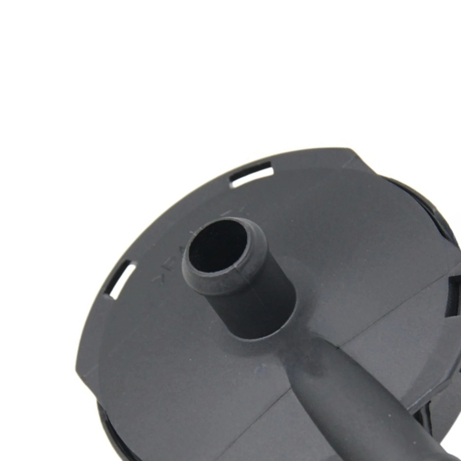 

For Allroad 4.2L V8 Crankcase Breather Valve Replacement Part Number 077103245B 077103245A for 2004 and 2005 Models