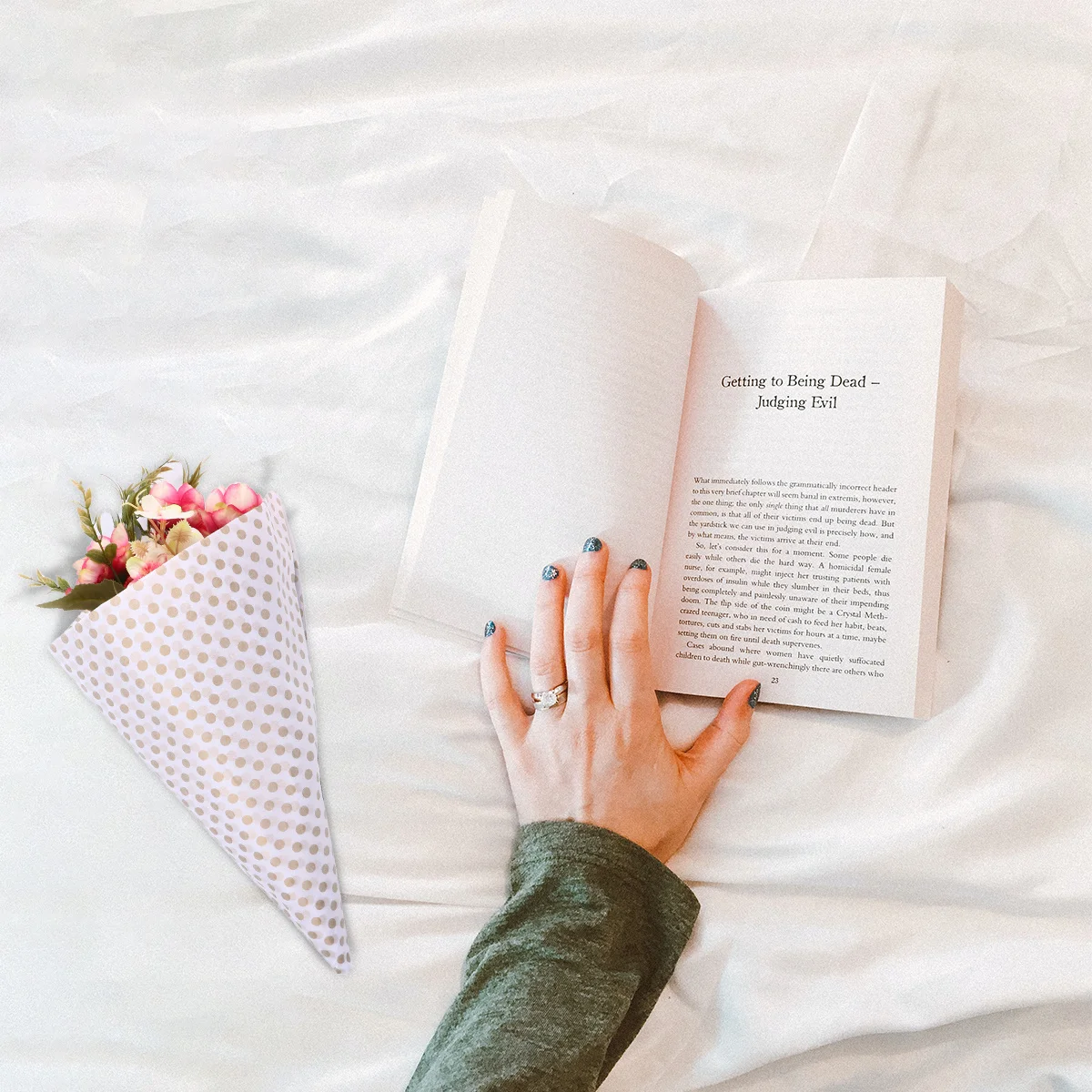 

Beautiful Bouquet Wrapping Paper 20 Sheets Golden Stylish Thin DIY Craft Decorative Multipurpose Packaging Exquisite Bronzing