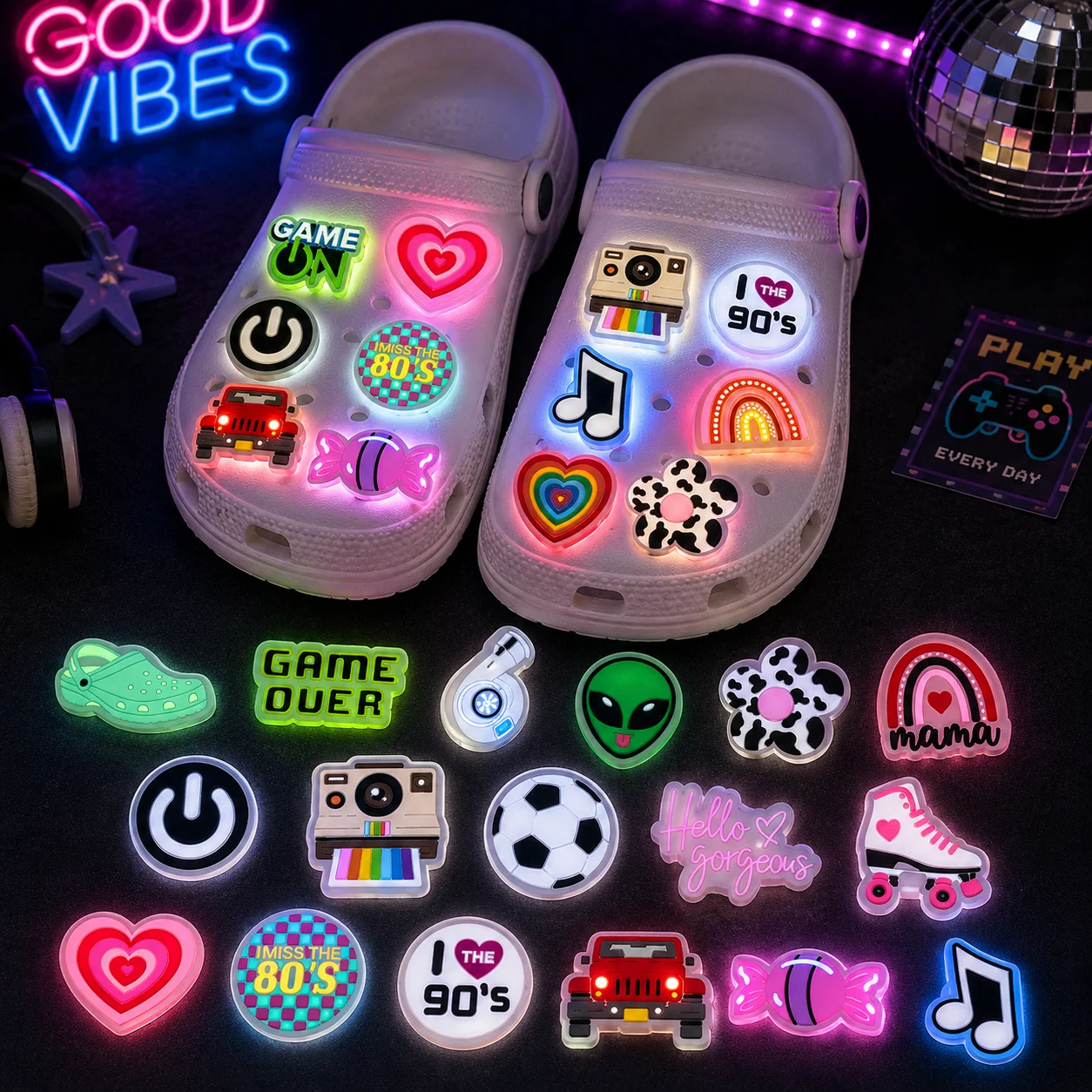 1/20PCS Retro LED Shoe Charms Set Light-Up PVC Pins for Clogs 90s Game Camera Heart Detachable Buckles Combo Night Glow LED Gift