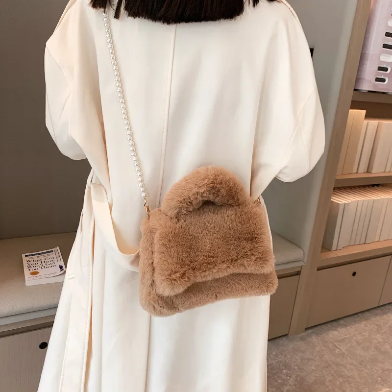 Luxury Designer Handbag 2023 High-grade Plush Bag Autumn and Winter Pearl Crossbody Korean Fashion Shoulder Armpit Women's Bag