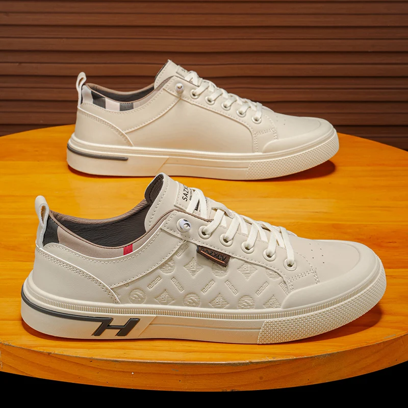 

Мужские низкие кожаные кроссовки: новые, мягкие, прочные, белые, повседневные, модные, универсальные, в стиле скейт-шик, для уличной и повседневной носки