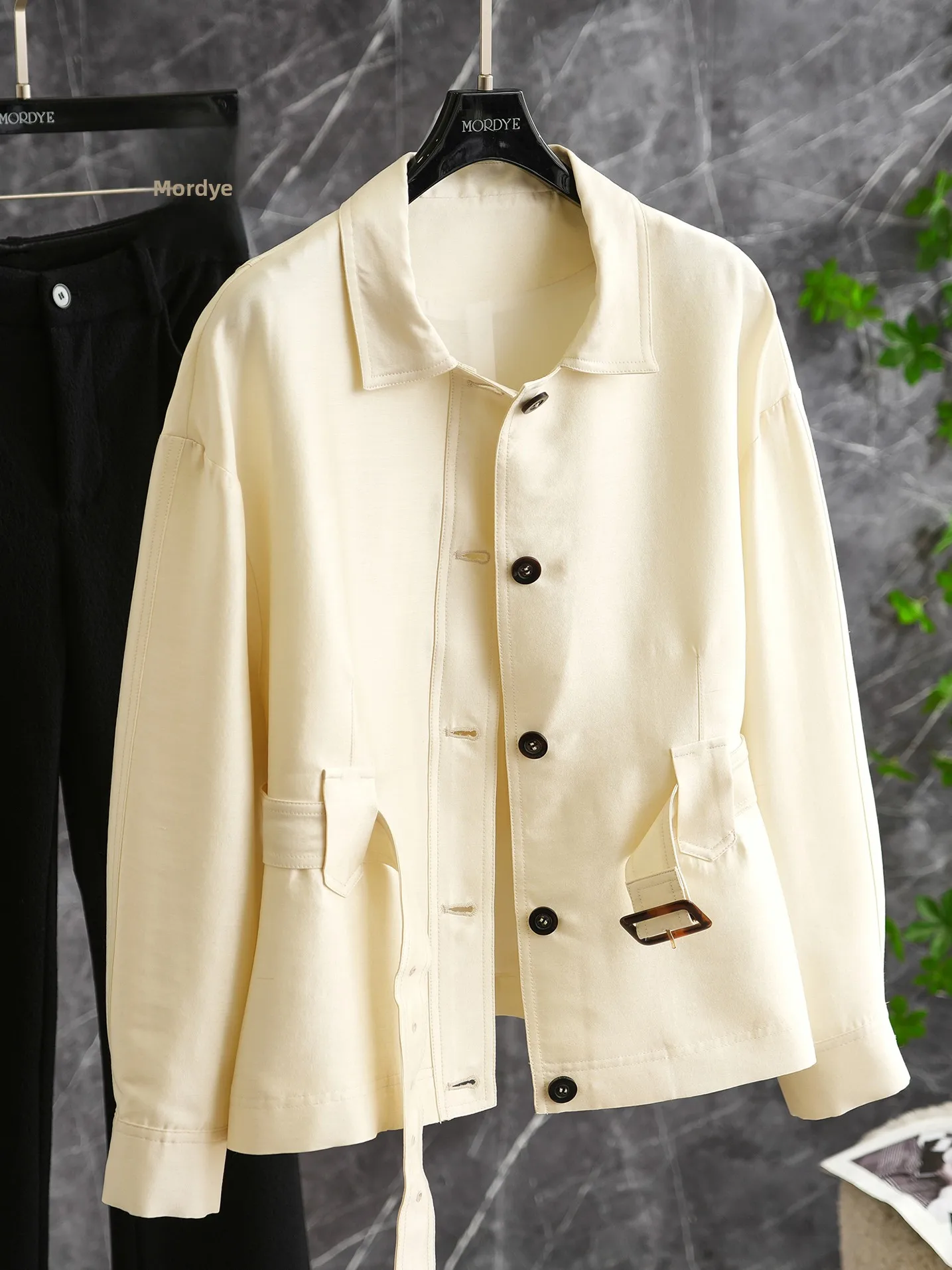 

Оперный театр, Британский фунт! Шелковая шерстяная твидовая ветровка с воротником и поясом на талии, короткая куртка, весна 2026, модное женское пальто